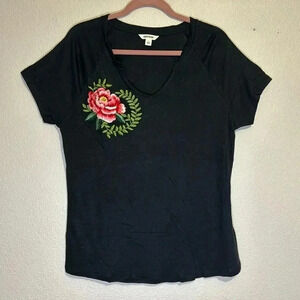 Good Thread Boho Linen Embroidered Flower Top